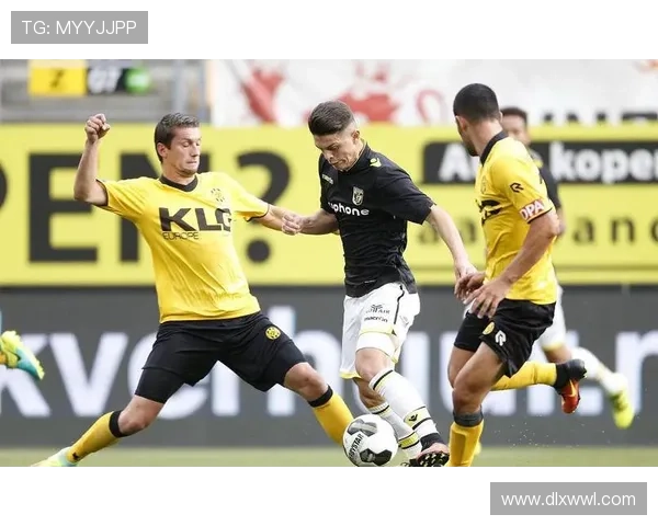 荷兰甲级联赛最新比分分析:各大球队激烈争夺冠军席位